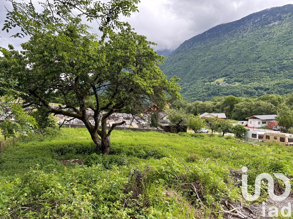 Vente Terrain Vente Terrain à bâtir 2 215 m&sup2; Saint-rémy-de-maurienne