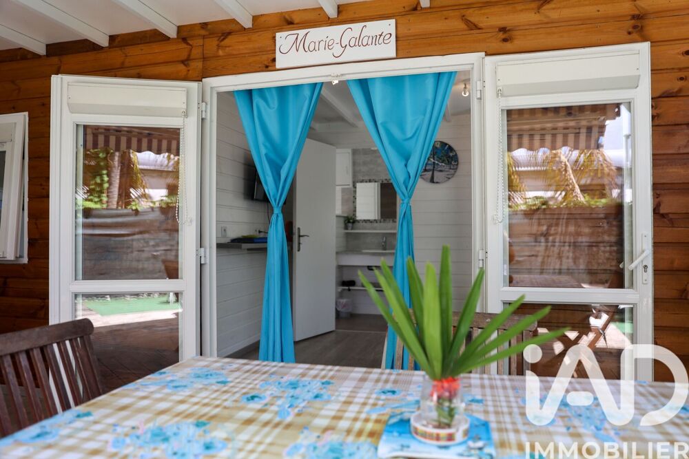 à vendre  Maison Saint-François (97118)
