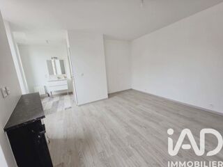  Appartement à louer 4 pièces 93 m²
