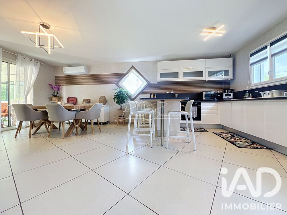 vente Maison - 7 pièce(s) - 156 m² Sadirac (33670)