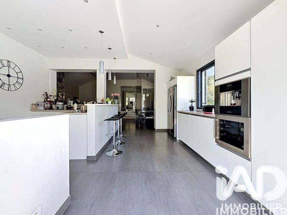 vente Maison - 5 pièce(s) - 150 m² Allauch (13190)