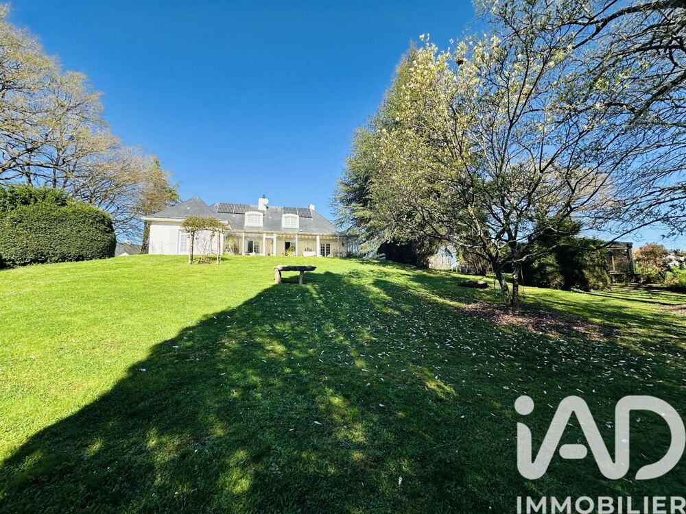 Maison 9 pièces 200 m² · à Treillières · 200 m² · 774 000 €