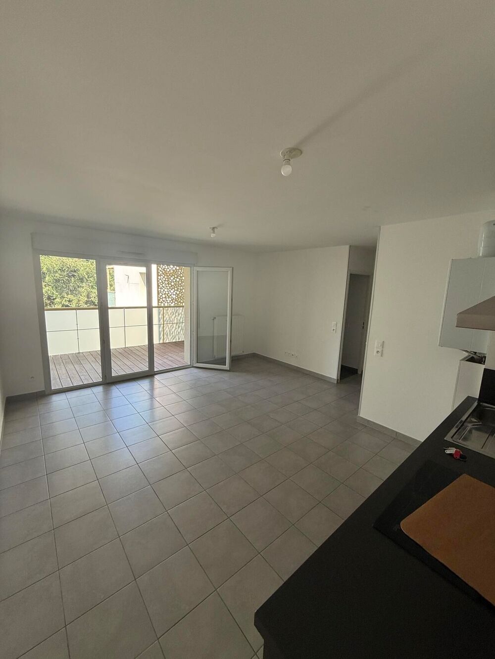 Vous cherchez un appartement où vous installer en toute ....