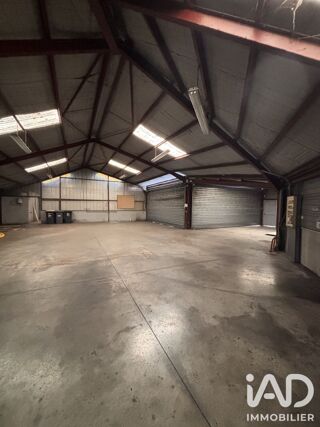  Immeuble à vendre 557 m²