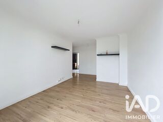  Appartement à louer 4 pièces 66 m²