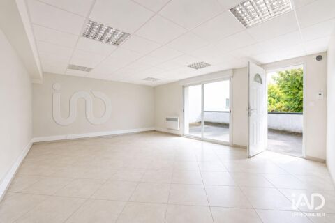   Location Bureaux 83 m&sup2; 