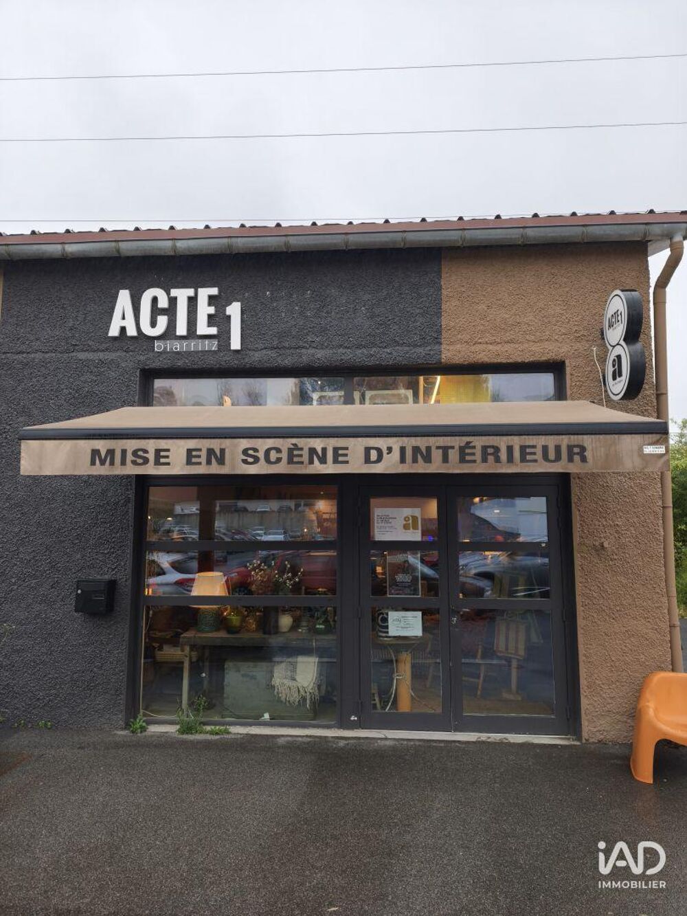   Vente Boutique/Local commercial 180 m&sup2; 