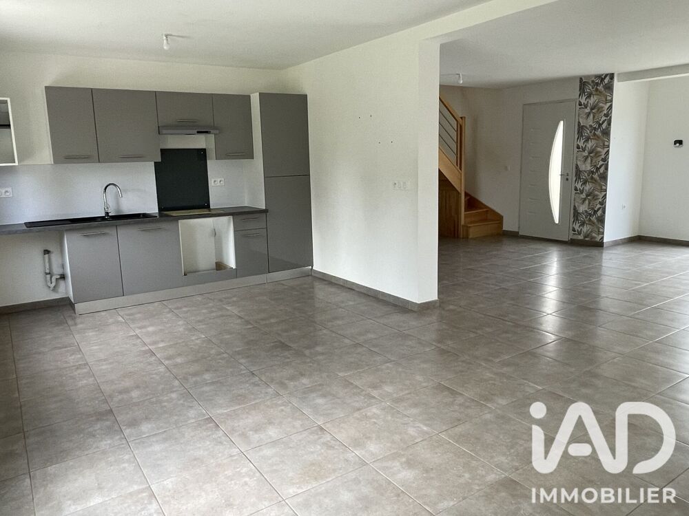Vente Maison Vente Maison traditionnelle 6 pièces Sonzay