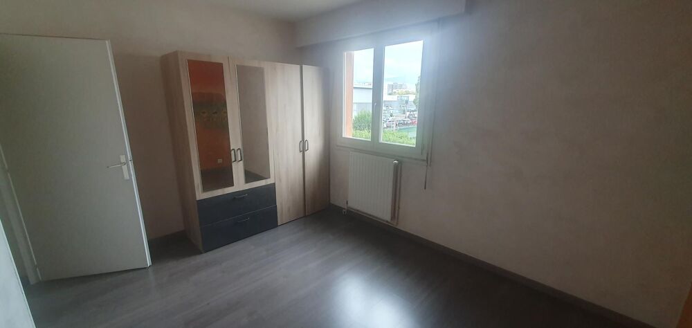 location Appartement - 3 pièce(s) - 75 m² Seyssinet-Pariset (38170)