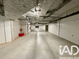  Parking / Garage � vendre 12 m�