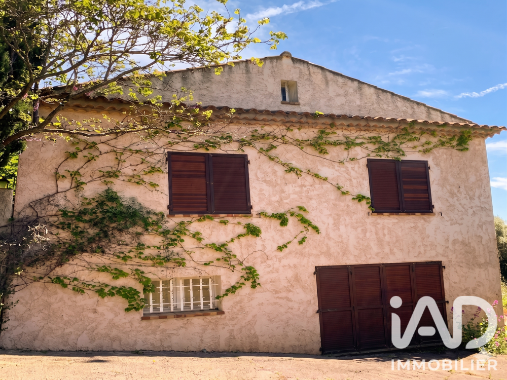 Vente Maison Vente Maison traditionnelle 5 pièces Carqueiranne