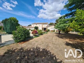  Maison à vendre 10 pièces 222 m²
