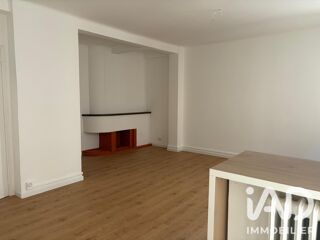  Appartement à louer 4 pièces 81 m²