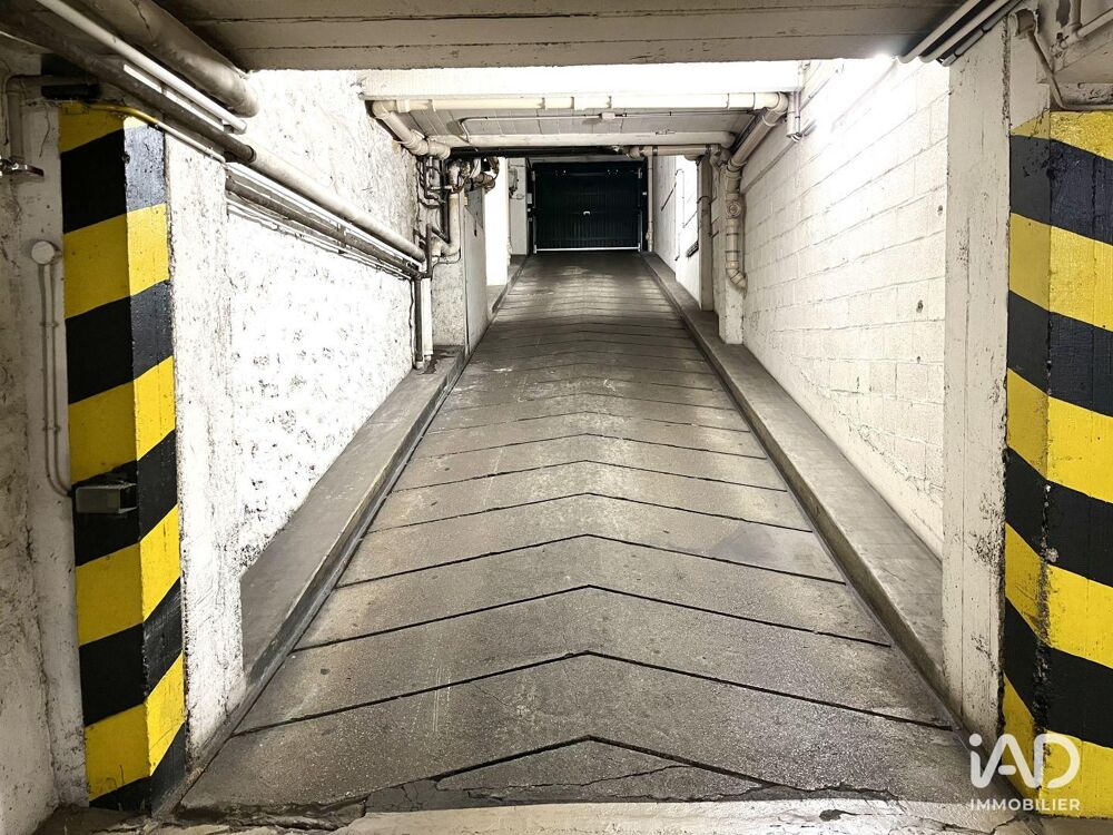 Location Parking/Garage Location Parking 11 m&sup2; Paris 7