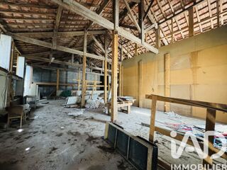  Immeuble à vendre 300 m²