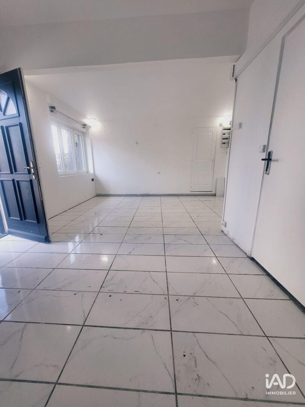   Location Boutique/Local commercial 33 m&sup2; 