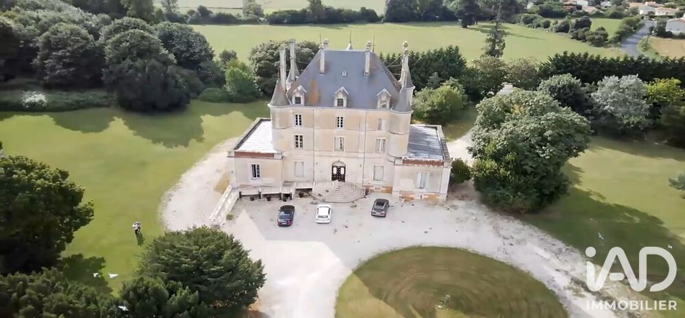 Maison 11 pièces 850 m² · à Chantonnay · 850 m² · 1 099 000 €