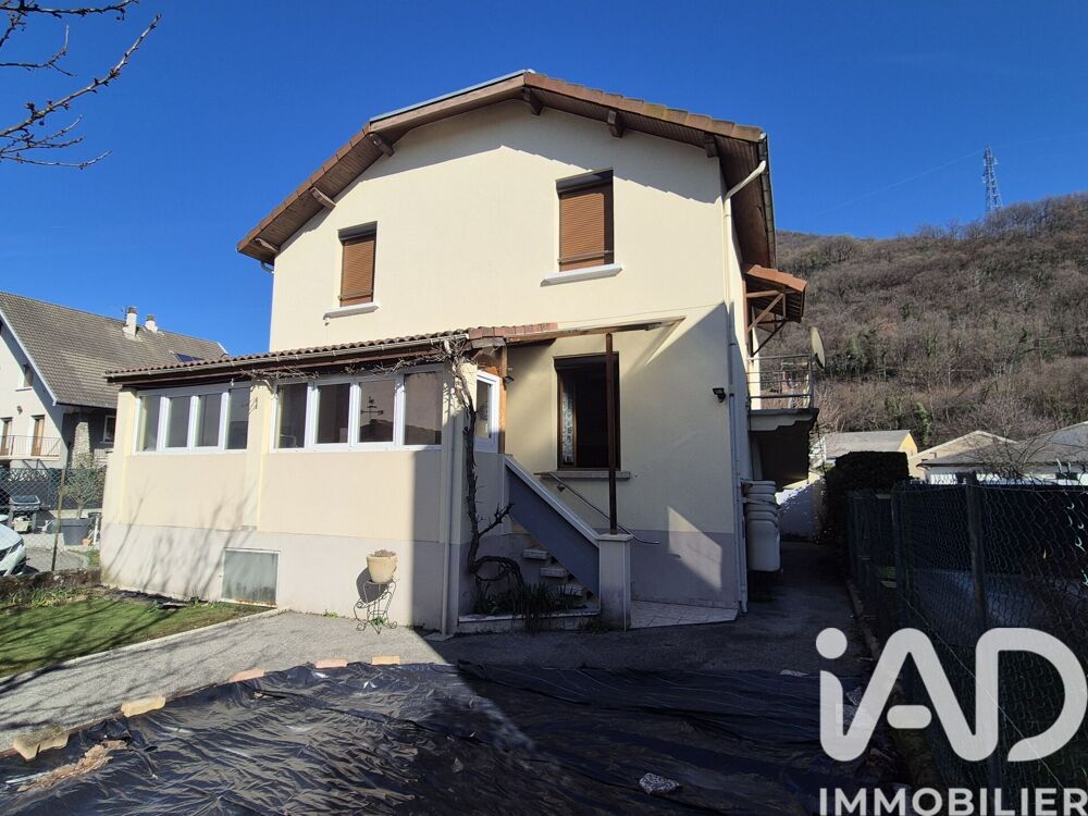 Maison 6 pièces 149 m² · à Jarrie · 149 m² · 379 000 €
