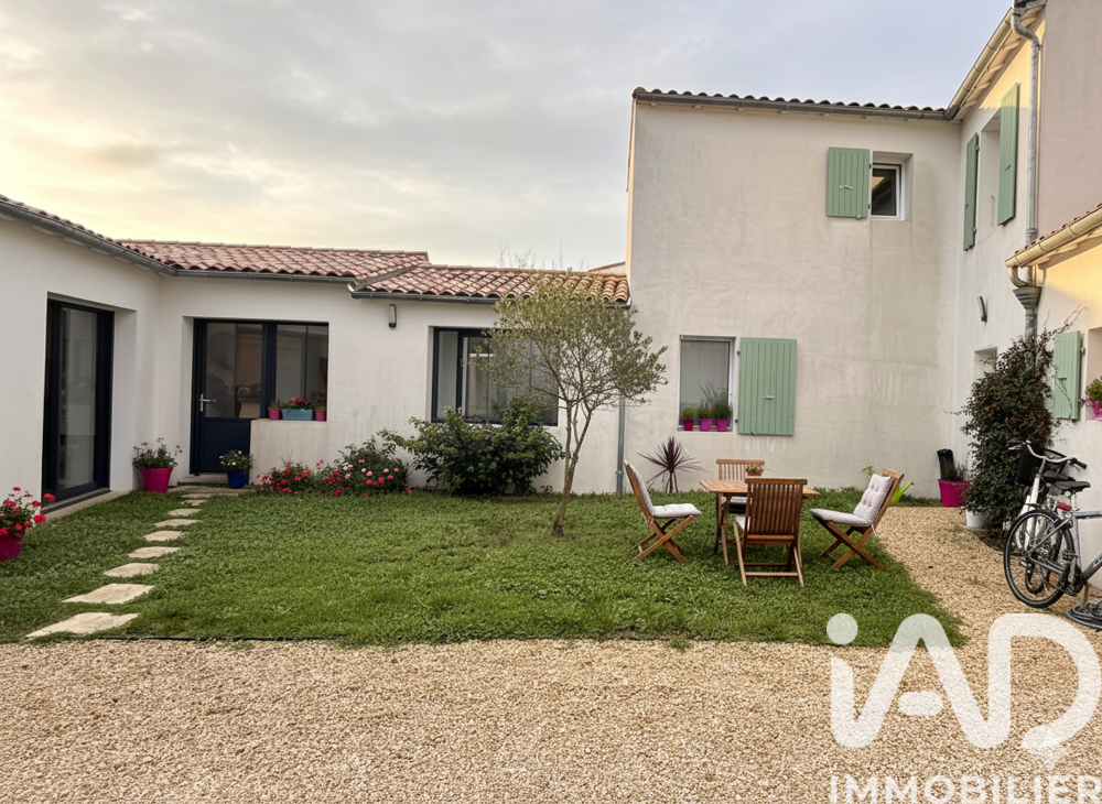 Vente Maison Vente Maison traditionnelle 5 pièces La flotte