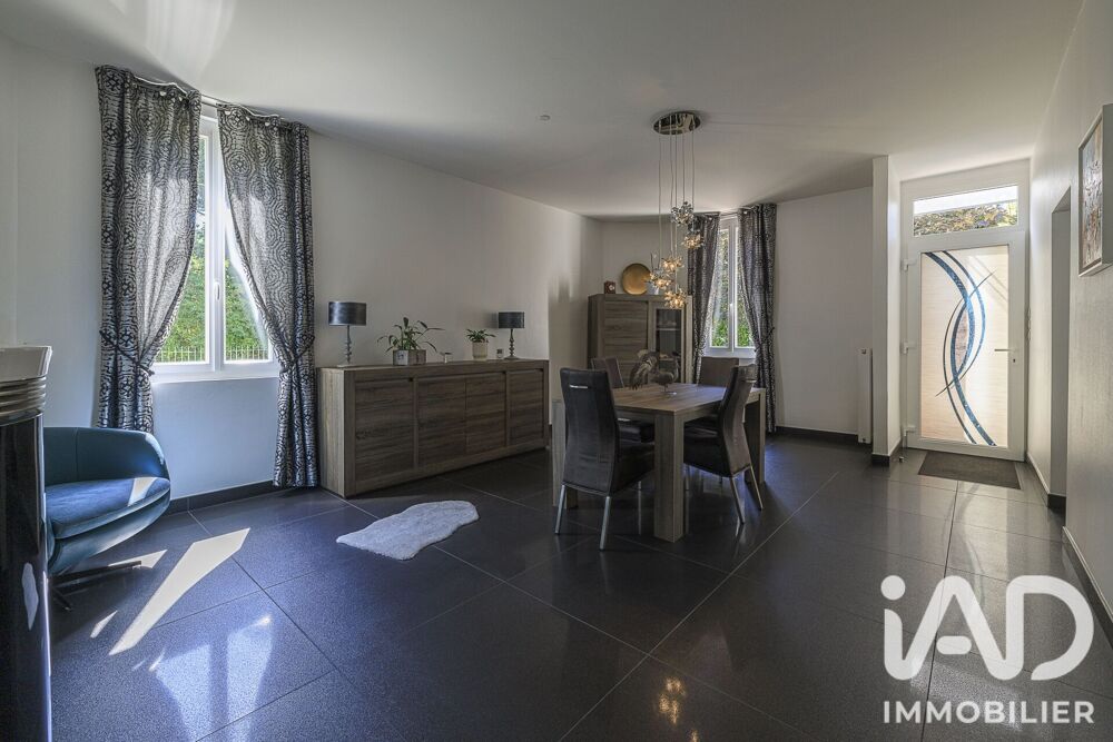 vente Maison - 5 pièce(s) - 147 m² Saint-Seurin-sur-l'Isle (33660)