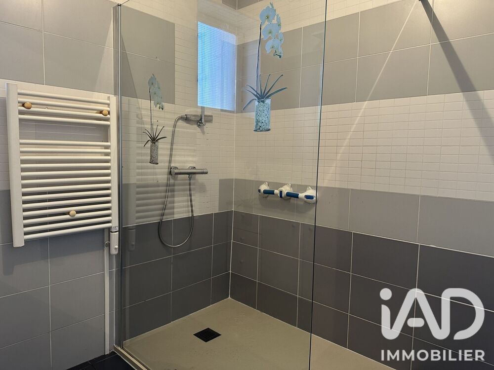 Vente Maison Vente Maison/villa 6 pièces Sainte-gemme-la-plaine