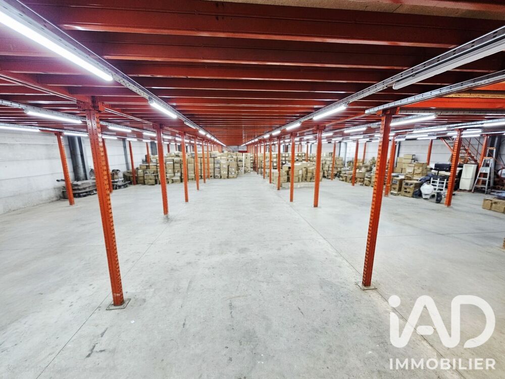   Vente Boutique/Local commercial 1 749 m&sup2; 