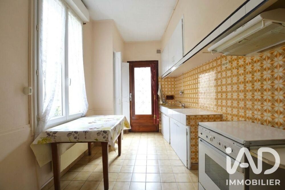 Vente Maison Vente Maison de village 7 pièces Montredon-des-corbières