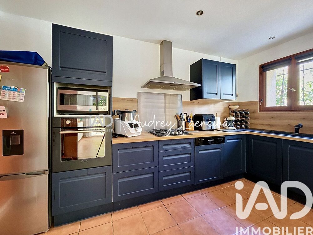 Vente Maison de village 8 pièces