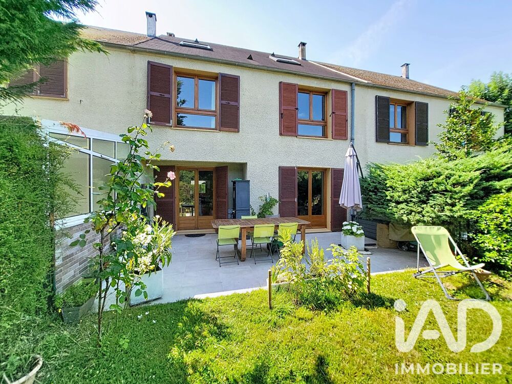 Maison 8 pièces 161 m² · à Magny-les-Hameaux · 161 m² · 520 000 €