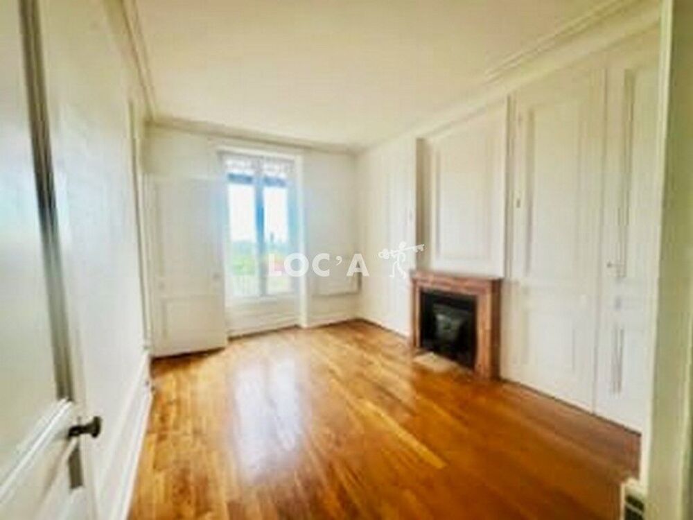 995 € CC / Mois - A SAISIR DE SUITE EN FACE DE LA DOUA ....