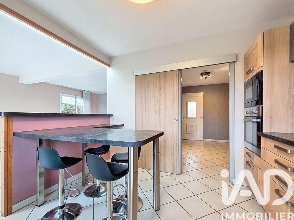 Maison 6 pièces 139 m² · à Chaspuzac · 139 m² · 277 000 €