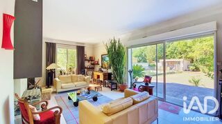 Maison à vendre 13 pièces 275 m²