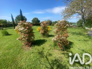  Maison à vendre 15 + pièces 305 m²