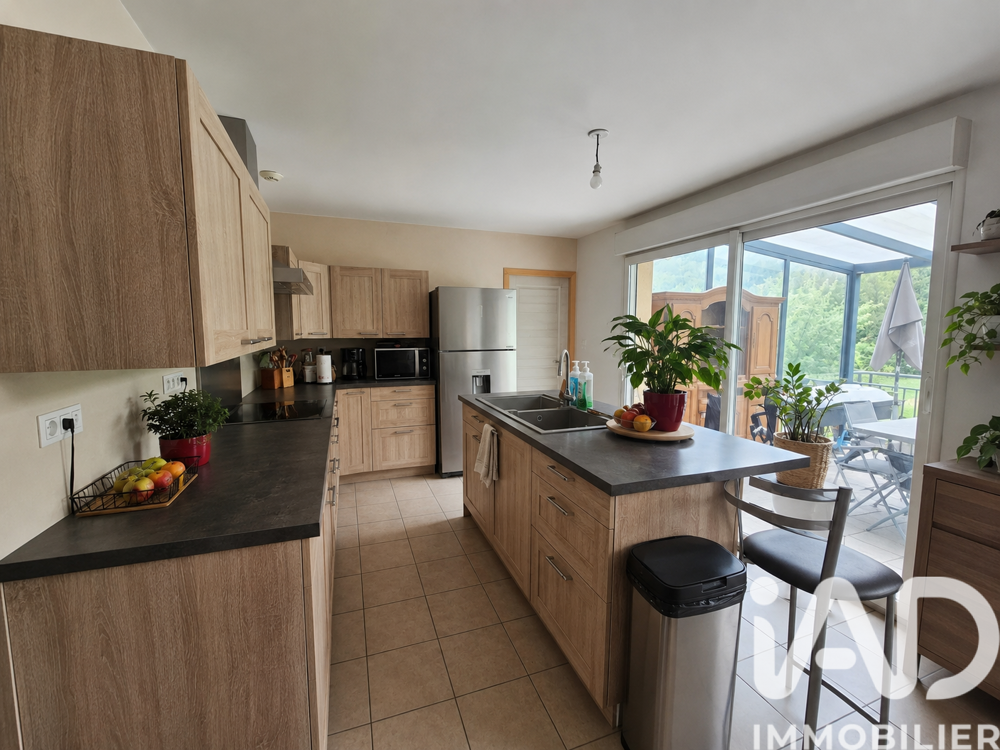 Vente Maison Vente Maison de campagne 7 pièces Gespunsart