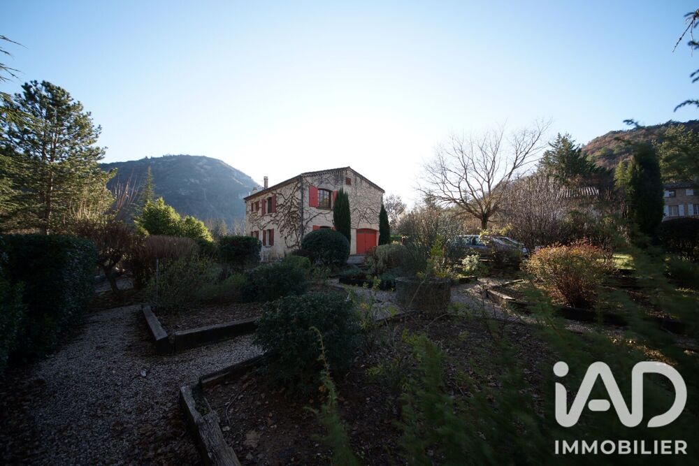 Vente Maison Vente Maison traditionnelle 10 pièces Saint-ferréol-trente-pas