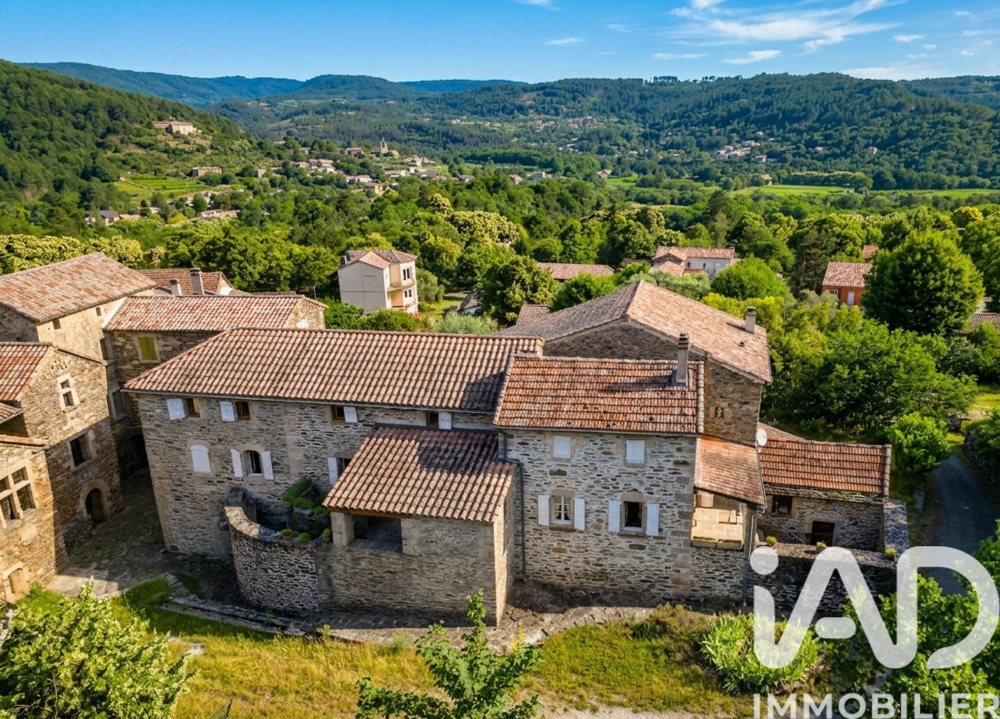 Vente Maison/villa 8 pièces