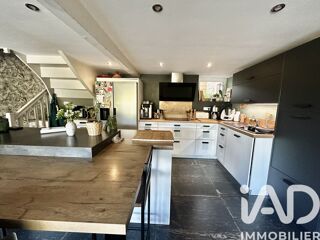  Maison à vendre 13 pièces 275 m²