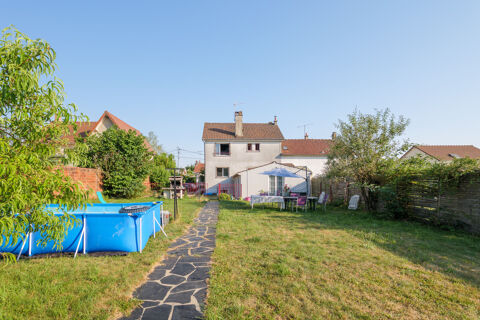   MORTCERF - MAISON 6 PIÈCES (4 CHAMBRES) AVEC JARDIN + DÉPEND Maison - 6 pièce(s) - 106 m²