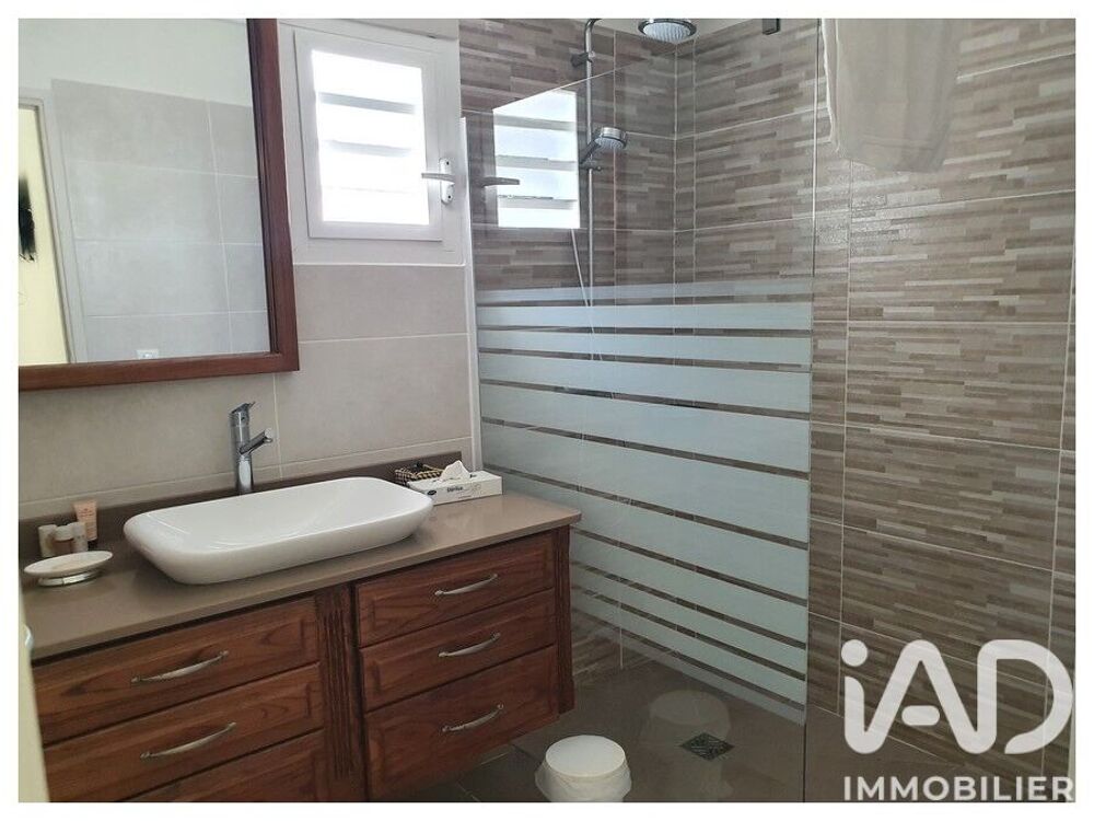 à vendre  Maison Saint-François (97118)
