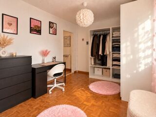  Appartement à louer 3 pièces 57 m²