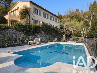  Maison � vendre 5 pi�ces 220 m�
