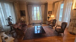  Appartement � vendre 8 pi�ces 230 m�