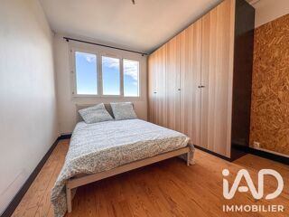  Appartement à louer 4 pièces 76 m²