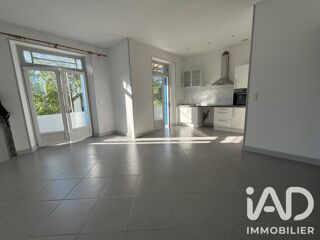 Appartement à louer 5 pièces 95 m²