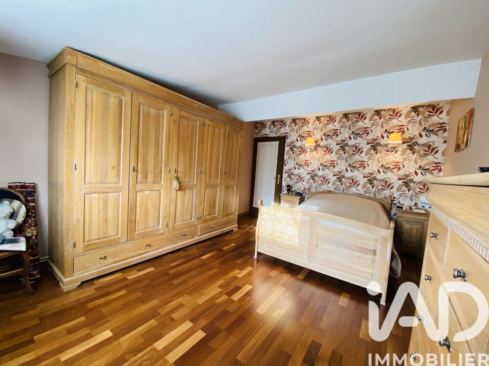 Vente Maison Vente Maison de village 8 pièces Haudrecy