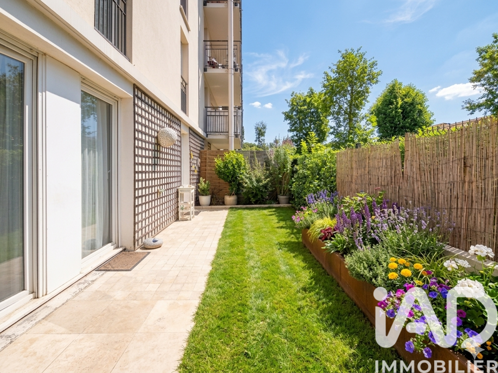 Appartement 3 pièces 61 m² · à Sainte-Geneviève-des-Bois · 61 m² · 205 000 €