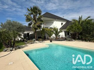  Maison à vendre 8 pièces 226 m²