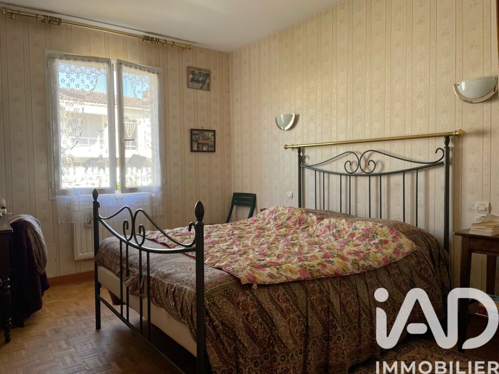 vente Maison - 5 pièce(s) - 80 m² La Rochefoucauld (16110)