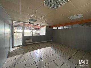  Parking / Garage à vendre 3016 m²