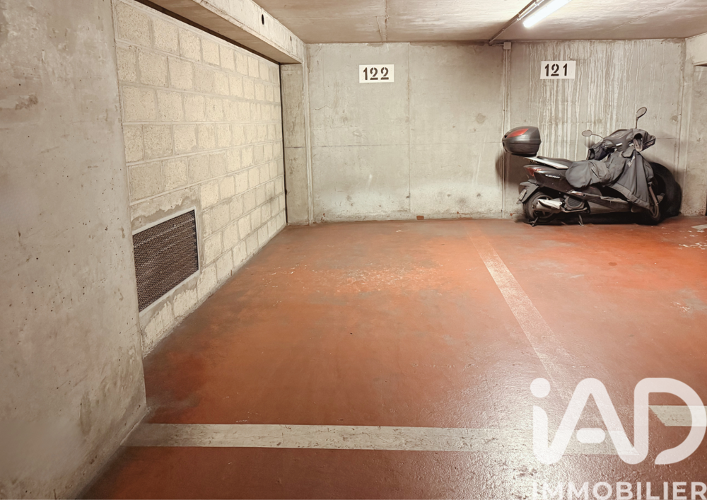 Vente Parking/Garage Vente Parking 12 m&sup2; Paris 16